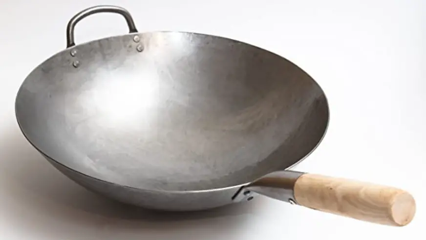 can pans with wooden handles go in the oven